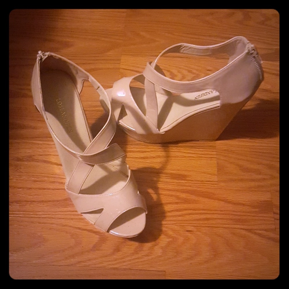 Wedge shoes